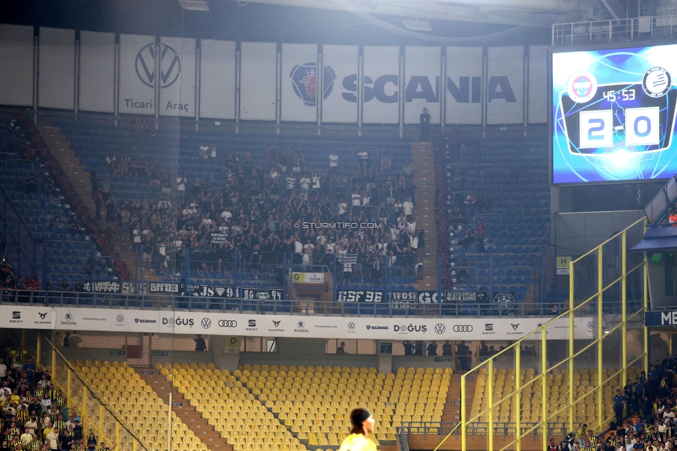 Fenerbahce - Sturm Graz
UEFA Champions League Qualifikation 3. Runde, Fenerbahce SK - SK Sturm Graz, Suekrue Saracoglu Stadion Istanbul, 05.08.2026. 

Foto zeigt Fans von Sturm
