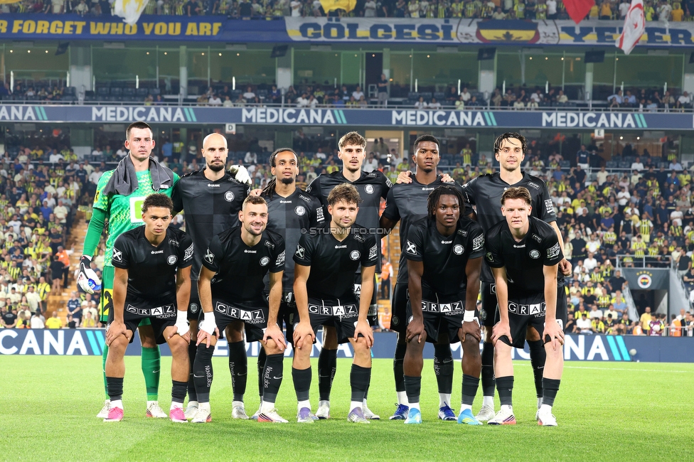 Fenerbahce - Sturm Graz
UEFA Champions League Qualifikation 3. Runde, Fenerbahce SK - SK Sturm Graz, Suekrue Saracoglu Stadion Istanbul, 05.08.2026. Foto zeigt die Mannschaft von Sturm

