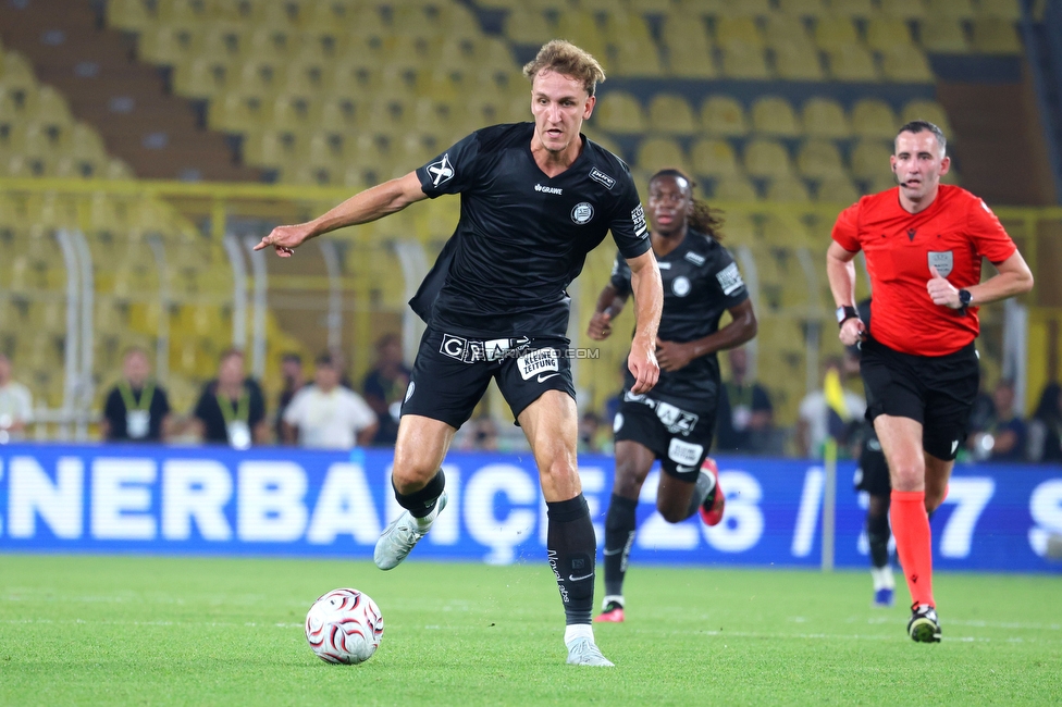 Fenerbahce - Sturm Graz
UEFA Champions League Qualifikation 3. Runde, Fenerbahce SK - SK Sturm Graz, Suekrue Saracoglu Stadion Istanbul, 05.08.2026. Foto zeigt Nelson Weiper (Sturm)
