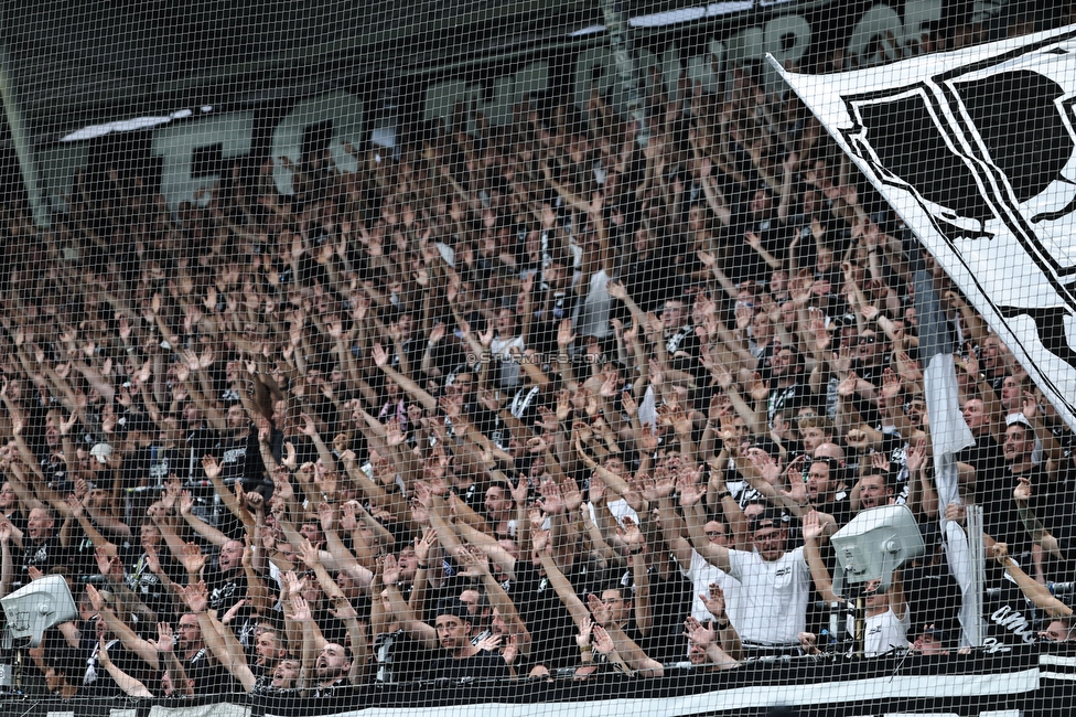 Sturm Graz - Fenerbahce
UEFA Champions League Qualifikation 3. Runde, SK Sturm Graz - Fenerbahce SK, Stadion Graz-Liebenau, 11.08.2026. 

Foto zeigt Fans von Sturm
