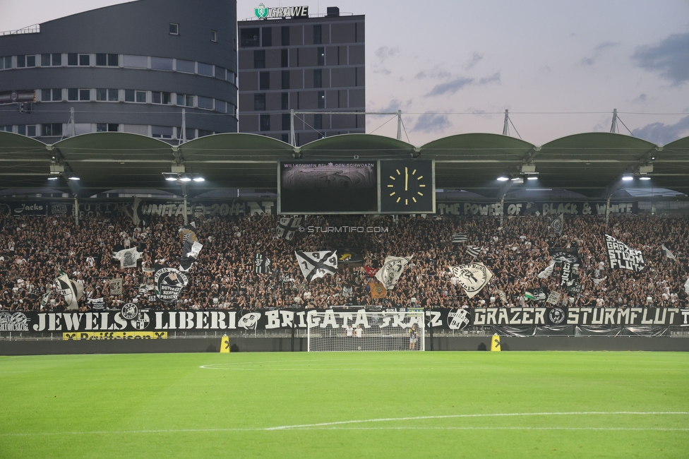 Sturm Graz - Fenerbahce
UEFA Champions League Qualifikation 3. Runde, SK Sturm Graz - Fenerbahce SK, Stadion Graz-Liebenau, 11.08.2026. 

Foto zeigt Fans von Sturm
Schlüsselwörter: jewels brigata sturmflut