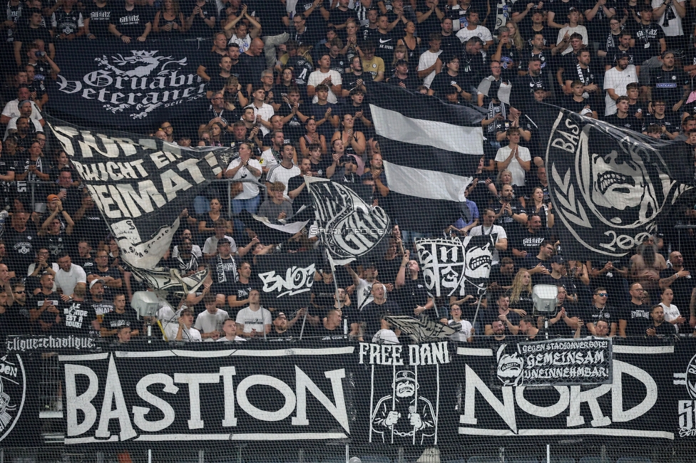 Sturm Graz - Fenerbahce
UEFA Champions League Qualifikation 3. Runde, SK Sturm Graz - Fenerbahce SK, Stadion Graz-Liebenau, 11.08.2026. 

Foto zeigt Fans von Sturm
Schlüsselwörter: bastion