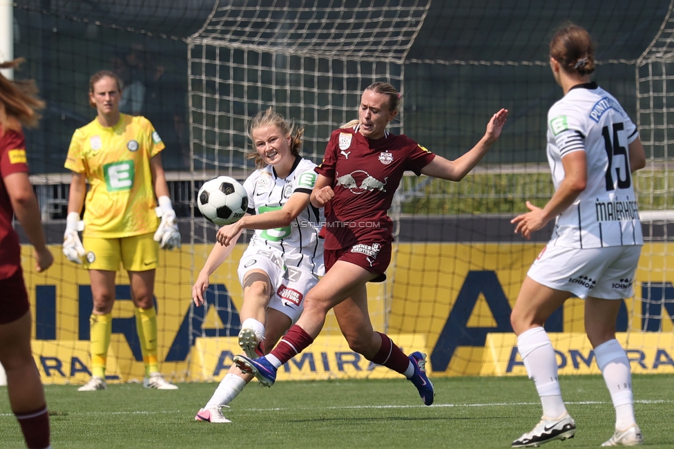 Sturm Frauen - Salzburg
OEFB Frauen Bundesliga, 3. Runde, SK Sturm Graz Frauen - FC Salzburg, Trainingszentrum Messendorf, 16.08.2026. Foto zeigt Johanna Riedler (Sturm Frauen)
