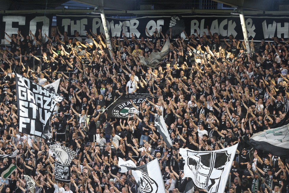 Sturm Graz - Lustenau
Oesterreichische Fussball Bundesliga, 4. Runde, SK Sturm Graz - SC Austria Lustenau, Stadion Graz-Liebenau, 22.08.2026. Foto zeigt Fans von Sturm
