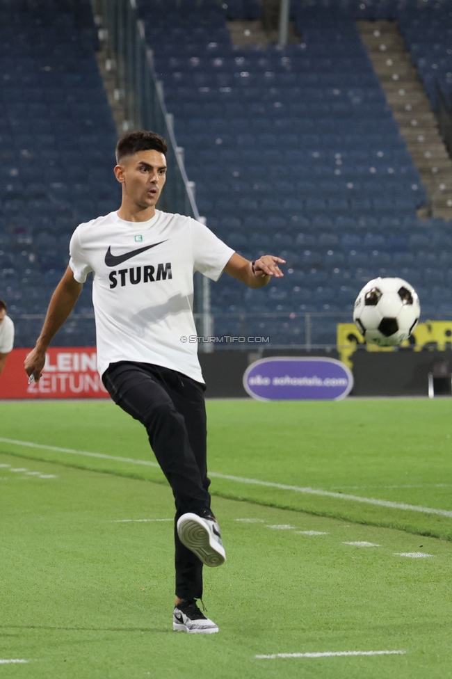 Sturm Frauen - Gintra
UEFA Womens Europa Cup Qualifikation, 1. Runde, SK Sturm Graz Frauen - FC Gintra, Stadion Graz-Liebenau, 26.08.2026.Foto zeigt Tode Djakovic (Cheftrainer Sturm Frauen)
