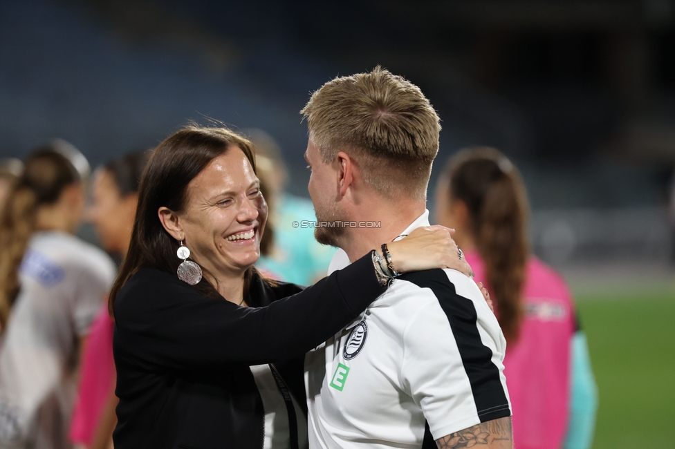 Sturm Frauen - Gintra
UEFA Womens Europa Cup Qualifikation, 1. Runde, SK Sturm Graz Frauen - FC Gintra, Stadion Graz-Liebenau, 26.08.2026.Foto zeigt Susanne Gorny (Vorstand Sturm) und Michael Erlitz (Sportdirektor Sturm Frauen)
