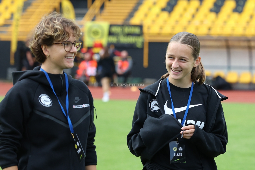 Gintra - Sturm Frauen
UEFA Womens Europa Cup, 1. Runde, FC Gintra - SK Sturm Graz Frauen, Siauliai City Municipal Stadium, 02.09.2026.Foto zeigt Leonie Christin Tragl (Sturm Frauen) und Nina Wippel (Sturm Frauen)
