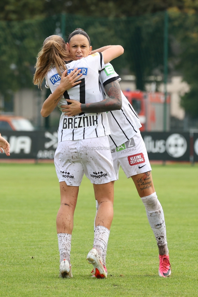Gintra - Sturm Frauen
UEFA Womens Europa Cup, 1. Runde, FC Gintra - SK Sturm Graz Frauen, Siauliai City Municipal Stadium, 02.09.2026.Foto zeigt Lena Breznik (Sturm Frauen) und Lilla Sipos (Sturm Frauen)
