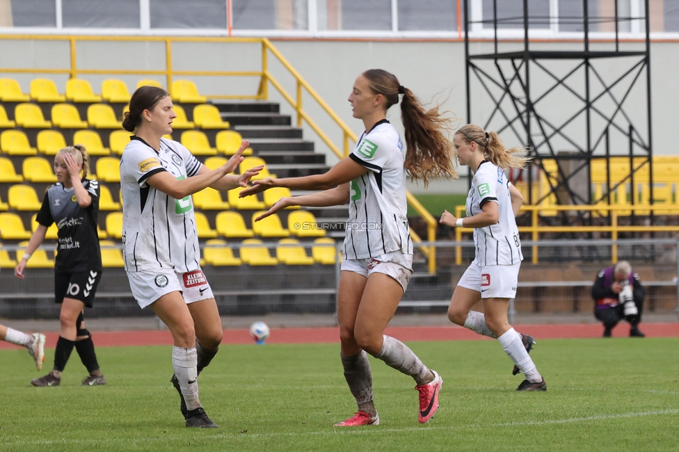 Gintra - Sturm Frauen
UEFA Womens Europa Cup, 1. Runde, FC Gintra - SK Sturm Graz Frauen, Siauliai City Municipal Stadium, 02.09.2026.Foto zeigt Sophie Maierhofer (Sturm Frauen) und Brigitta Pulins (Sturm Frauen)
