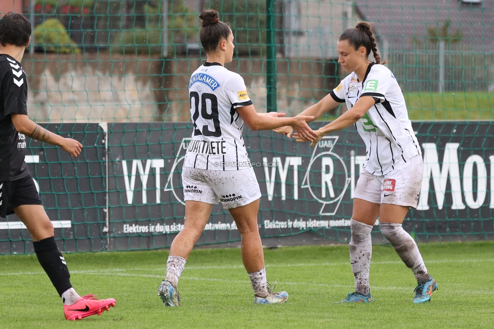 Gintra - Sturm Frauen
UEFA Womens Europa Cup, 1. Runde, FC Gintra - SK Sturm Graz Frauen, Siauliai City Municipal Stadium, 02.09.2026.Foto zeigt Julia Michelle Wattilete (Sturm Frauen) und Stefanie Grossgasteiger (Sturm Frauen)
