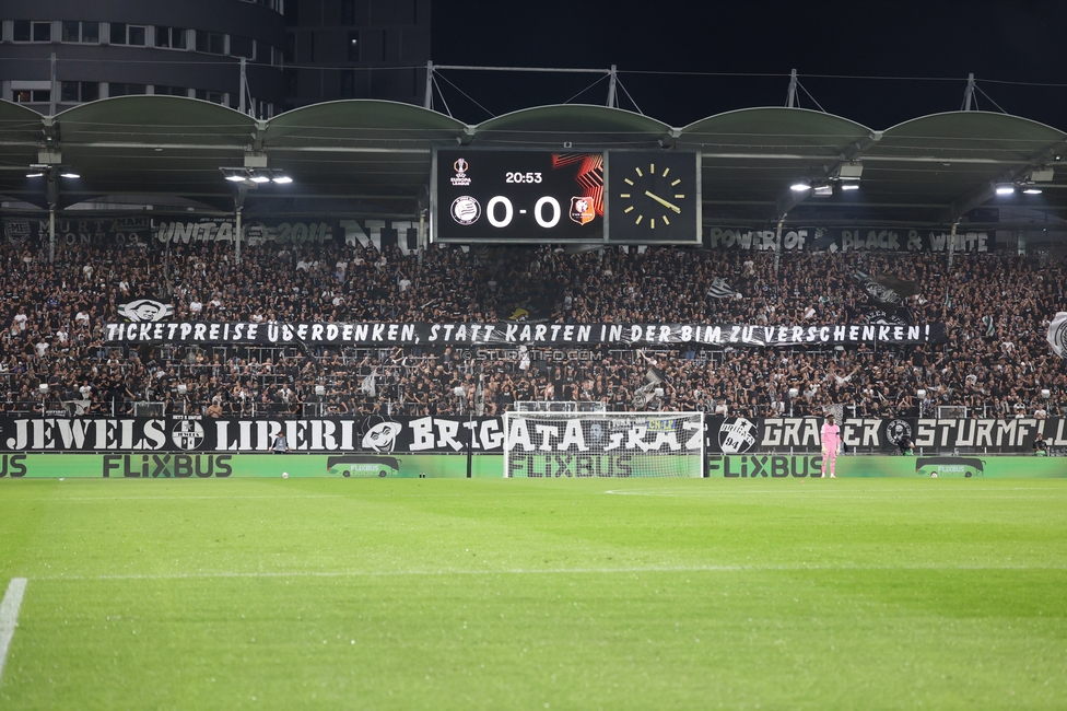 Sturm Graz - Stade Rennes
UEFA Europa League Gruppenphase 1. Spieltag, SK Sturm Graz - Stade Rennes Football Club, Stadion Graz-Liebenau Graz, 16.09.2026. Foto zeigt Fans von Sturm mit einem Spruchband
