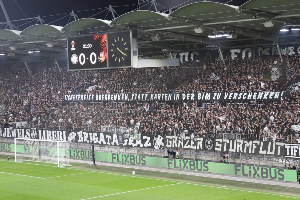 Sturm Graz - Stade Rennes
UEFA Europa League Gruppenphase 1. Spieltag, SK Sturm Graz - Stade Rennes Football Club, Stadion Graz-Liebenau Graz, 16.09.2026. Foto zeigt Fans von Sturm mit einem Spruchband
