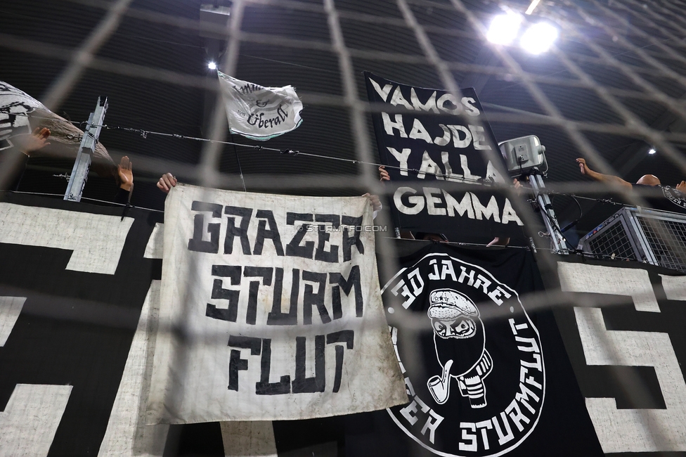 Sturm Graz - Stade Rennes
UEFA Europa League Gruppenphase 1. Spieltag, SK Sturm Graz - Stade Rennes Football Club, Stadion Graz-Liebenau Graz, 16.09.2026. Foto zeigt Fans von Sturm
