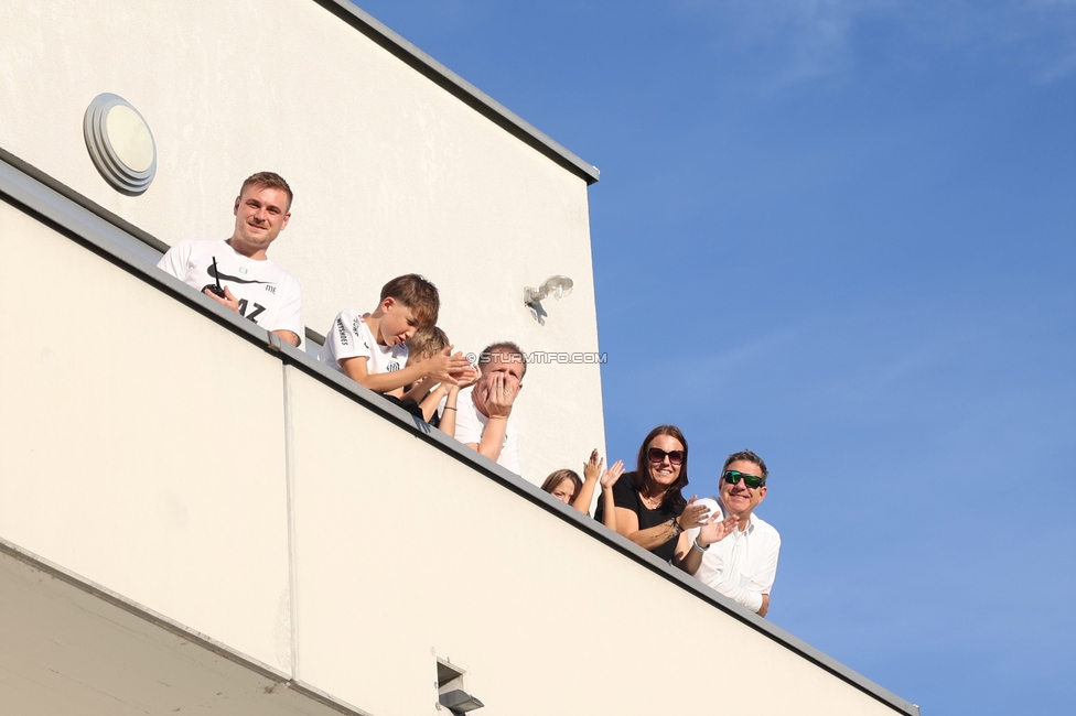 Sturm Frauen - Rapid
OEFB Frauen Bundesliga, 7. Runde, SK Sturm Graz Frauen - SK Rapid, Trainingszentrum Messendorf, 18.09.2026. Foto zeigt Michael Erlitz (Sportdirektor Sturm Frauen)
