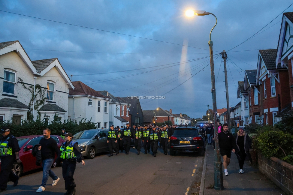Bournemouth - Sturm Graz
UEFA Europa League Gruppenphase 2. Spieltag, AFC Bournemouth - SK Sturm Graz, Bournemouth Stadium, 15.10.2026. 

Foto zeigt Fans von Sturm beim Corteo
