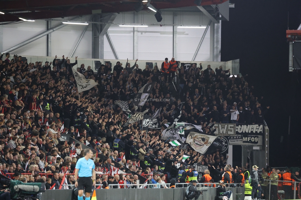 Bournemouth - Sturm Graz
UEFA Europa League Gruppenphase 2. Spieltag, AFC Bournemouth - SK Sturm Graz, Bournemouth Stadium, 15.10.2026. 

Foto zeigt Fans von Sturm
