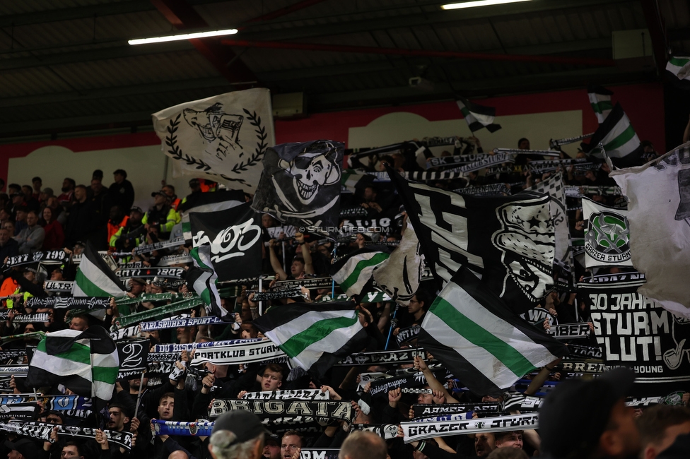 Bournemouth - Sturm Graz
UEFA Europa League Gruppenphase 2. Spieltag, AFC Bournemouth - SK Sturm Graz, Bournemouth Stadium, 15.10.2026. 

Foto zeigt Fans von Sturm
