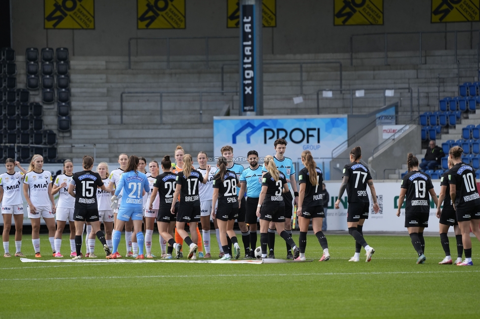 Altach - Sturm Frauen
OEFB Frauen Bundesliga, 10. Runde, SC Rheindort Altach Frauen - SK Sturm Graz Frauen, Stadion Schnabelholz Altach, 18.10.2026

Foto zeigt die Mannschaft der Sturm Frauen
