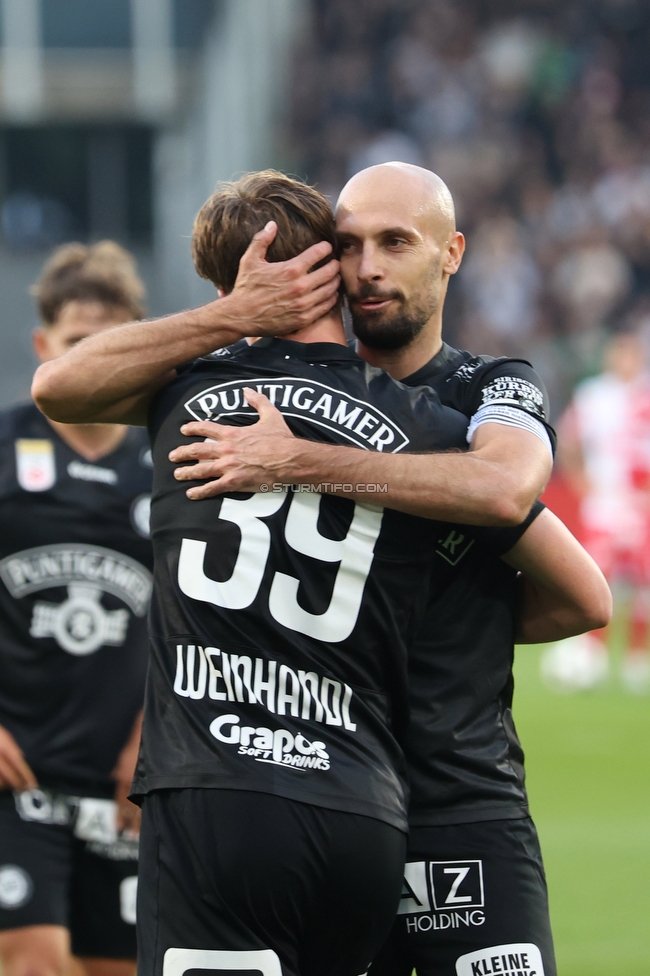 Sturm Graz - GAK
Oesterreichische Fussball Bundesliga, 9. Runde, SK Sturm Graz - Grazer AK, Stadion Graz-Liebenau, 18.10.2026. Foto zeigt Luca Weinhandl (Sturm) und Jon Gorenc-Stankovic (Sturm)
