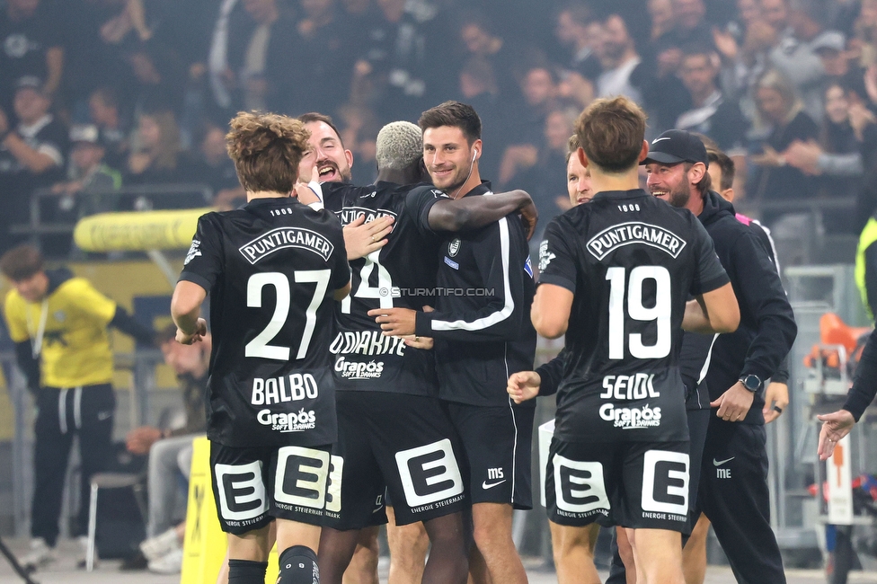 Sturm Graz - GAK
Oesterreichische Fussball Bundesliga, 9. Runde, SK Sturm Graz - Grazer AK, Stadion Graz-Liebenau, 18.10.2026. Foto zeigt Oumar Diakite (Sturm)
Schlüsselwörter: torjubel