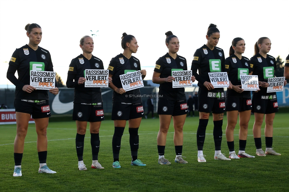 Sturm Frauen - LASK
OEFB Frauen Bundesliga, 11. Runde, SK Sturm Graz Frauen - LASK, Trainingszentrum Messendorf, 23.10.2026. Foto zeigt die Mannschaft der Sturm Frauen
