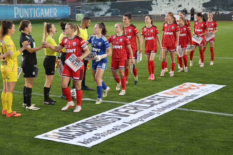 Sturm Frauen - LASK
OEFB Frauen Bundesliga, 11. Runde, SK Sturm Graz Frauen - LASK, Trainingszentrum Messendorf, 23.10.2026. Foto zeigt die Mannschaft der Sturm Frauen

