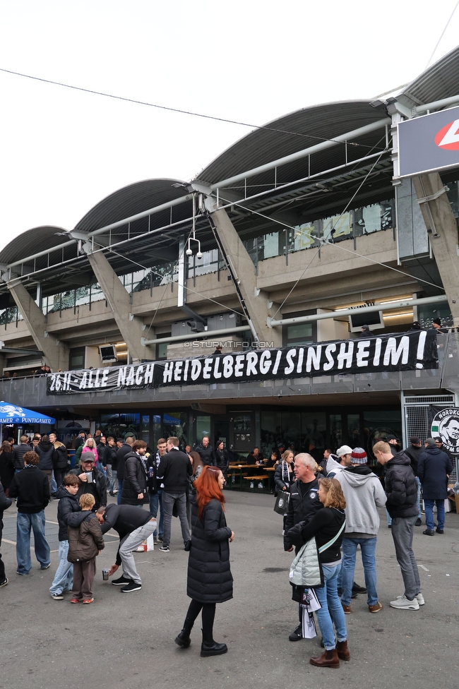 Sturm Graz - Ried
Oesterreichische Fussball Bundesliga, 10. Runde, SK Sturm Graz - SV Ried, Stadion Graz-Liebenau, 25.10.2026. Foto zeigt Fans von Sturm mit einem Spruchband
