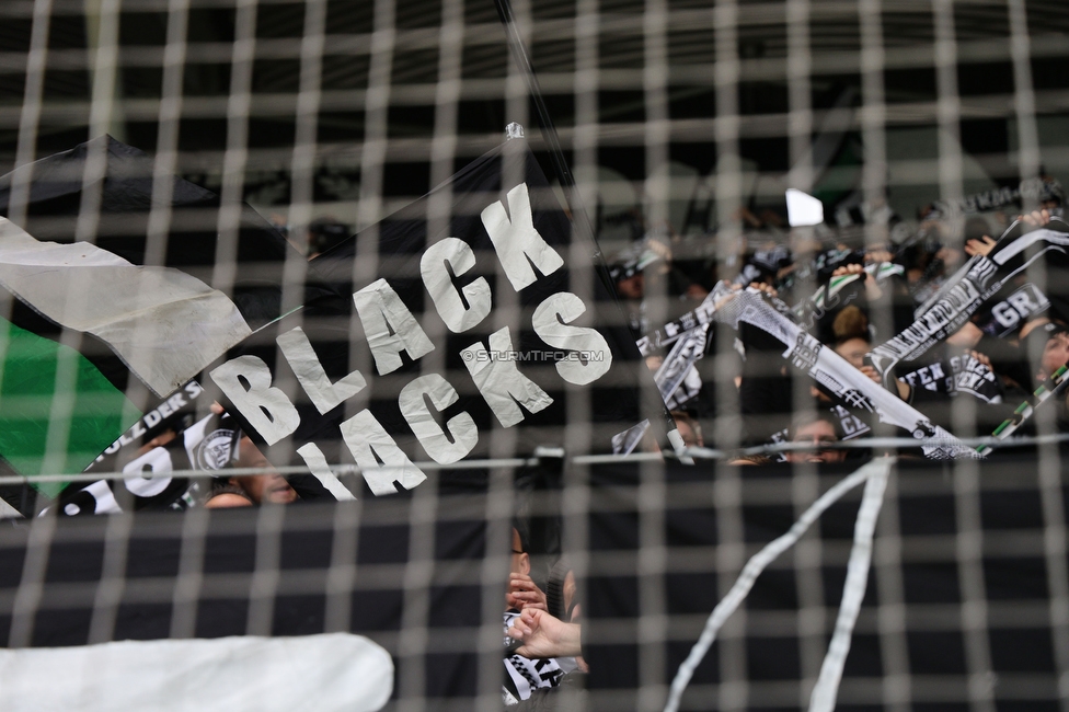 Sturm Graz - Ried
Oesterreichische Fussball Bundesliga, 10. Runde, SK Sturm Graz - SV Ried, Stadion Graz-Liebenau, 25.10.2026. Foto zeigt Fans von Sturm
Schlüsselwörter: schals blackjacks
