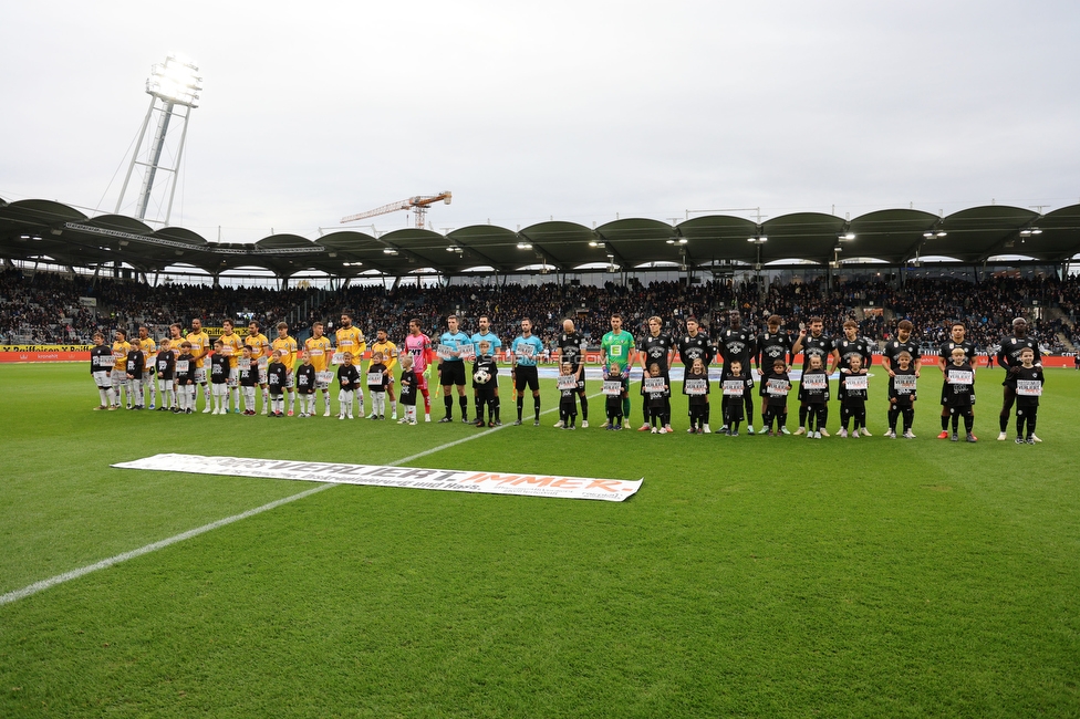 Sturm Graz - Ried
Oesterreichische Fussball Bundesliga, 10. Runde, SK Sturm Graz - SV Ried, Stadion Graz-Liebenau, 25.10.2026. Foto zeigt Fans von Sturm
Schlüsselwörter: schals