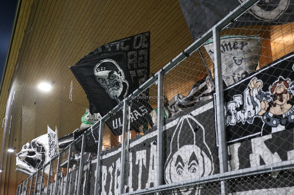 Lustenau - Sturm Graz
OEFB Cup 3. Runde, SC Austria Lustenau - SK Sturm Graz, Reichshofstadion, Lustenau, 29.10.2026. 

Foto zeigt Fans von Sturm
