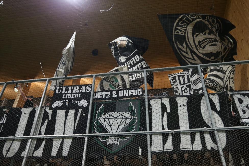 Lustenau - Sturm Graz
OEFB Cup 3. Runde, SC Austria Lustenau - SK Sturm Graz, Reichshofstadion, Lustenau, 29.10.2026. Foto zeigt Fans von Sturm
