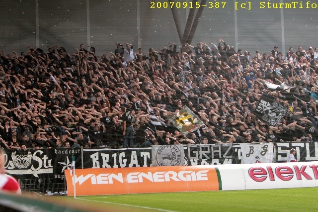 Foto (c) by SturmTifo.com