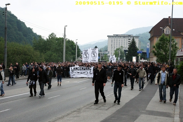 Schlüsselwörter: Kapfenberg Corteo Langenwang BlackPearl Doppelhalter